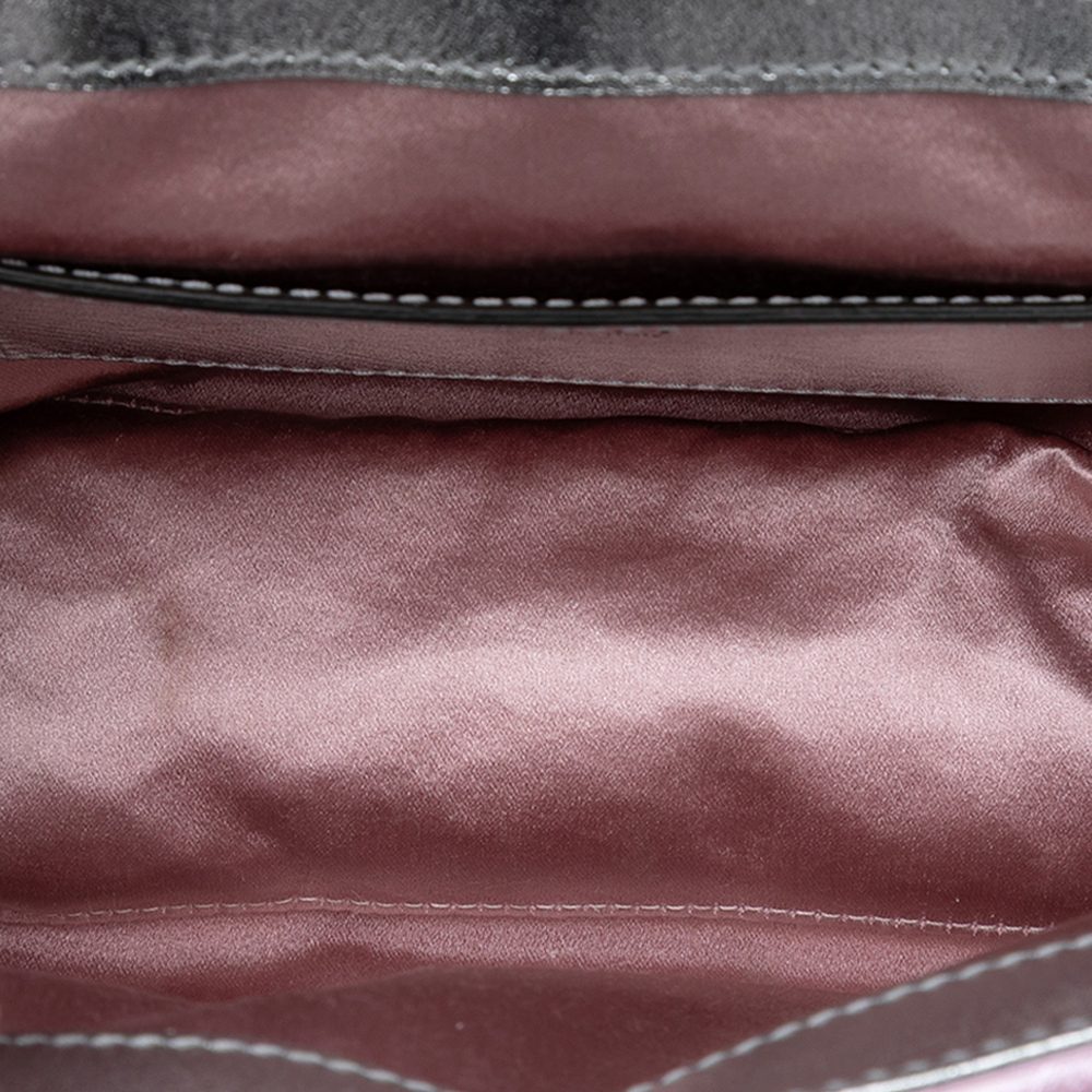 Pre-Loved Gucci Mini GG Marmont Matelasse Iridescent Calfskin Flap Crossbody - Picture 4 of 5